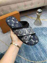 Picture of LV Slippers _SKU551983135631145